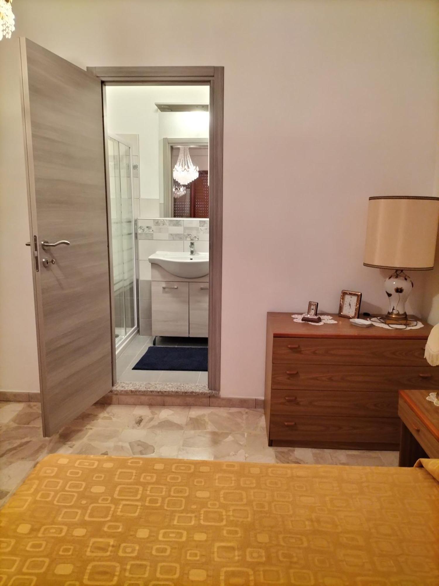 B&B Anna 皮希纳斯 客房 照片